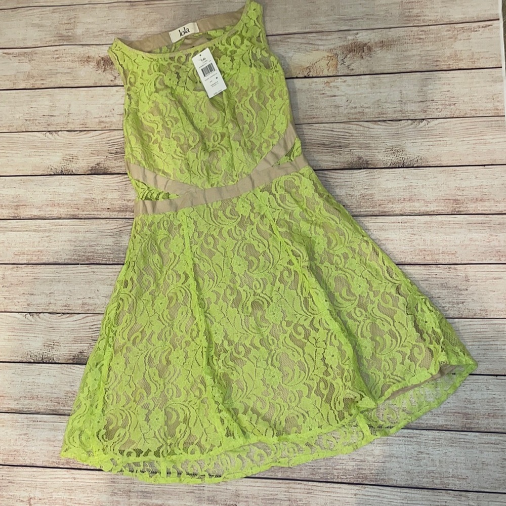 Lola Lime Green Lace Sleeveless Dress with Tan Detailing Size Medium